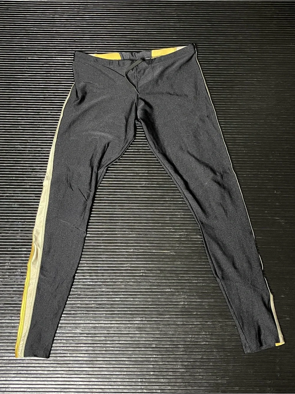 Sexy Ruffskin Black leggings with Gold stripe - Picture 1 of 4